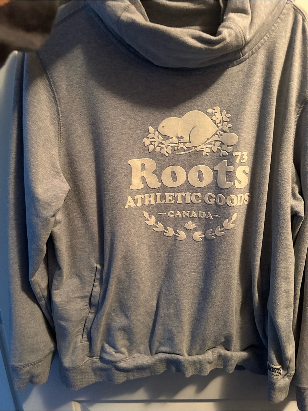 Roots sweater